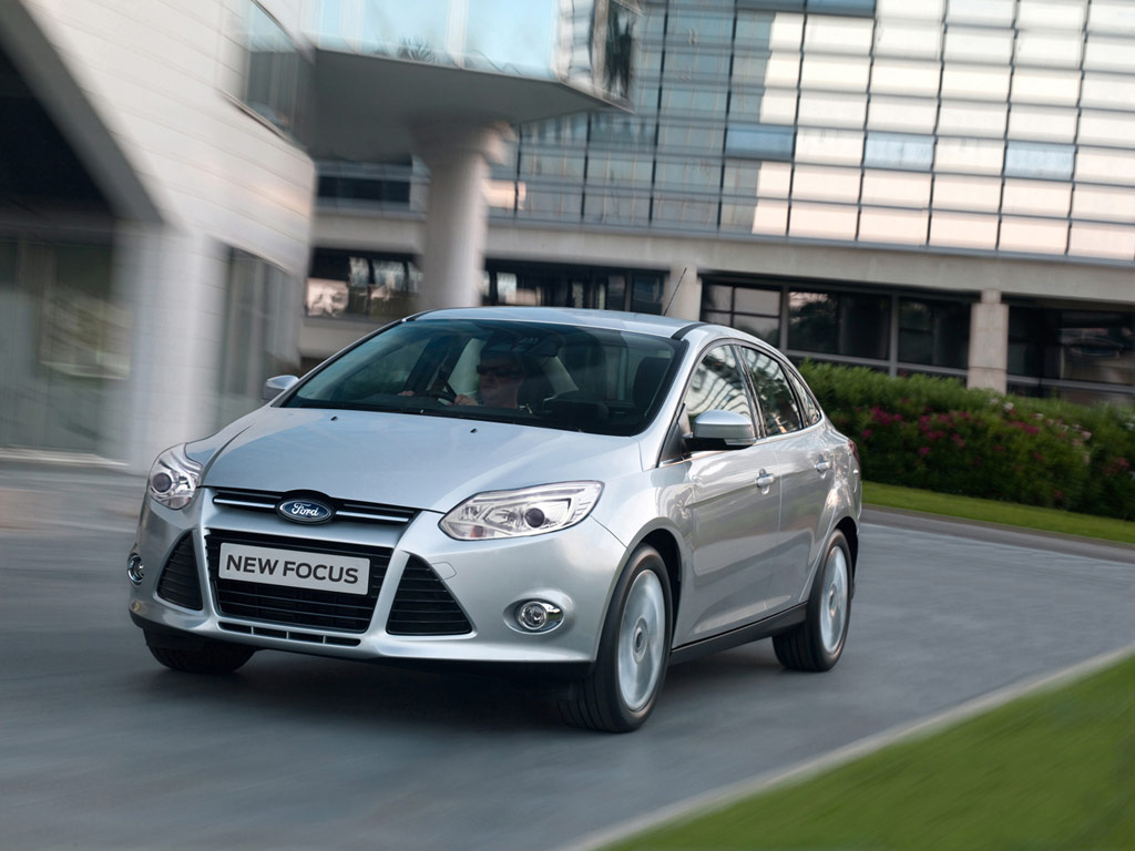 Ford Focus 4Dr 2.0L Ti-VCT GDi Titanium+ PowerShift AT ฟอร์ด โฟกัส ปี 2012 : ภาพที่ 2