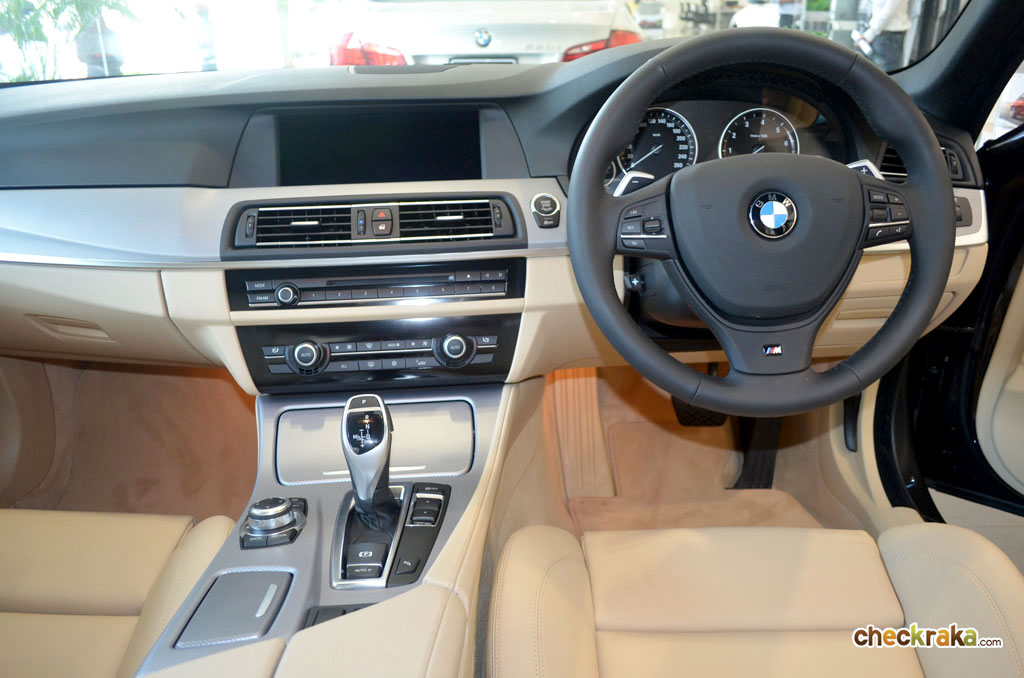 BMW Series 5 528i Sport บีเอ็มดับเบิลยู ซีรีส์5 ปี 2012 : ภาพที่ 4