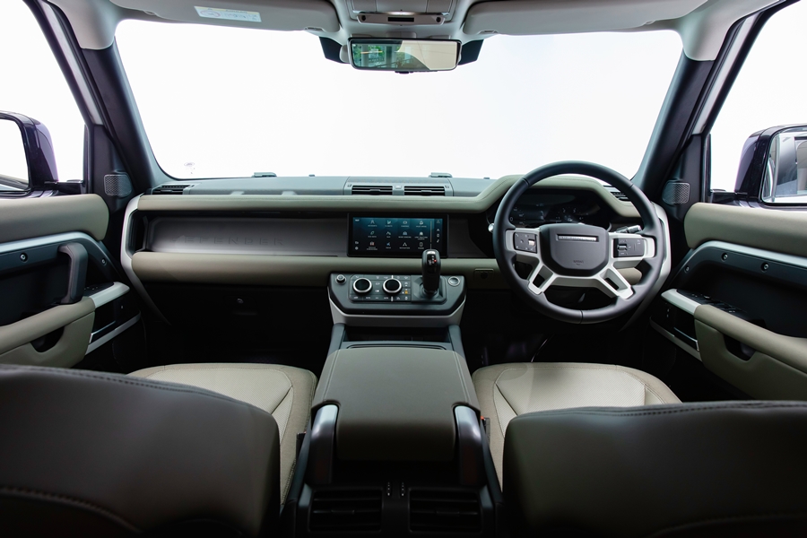 Land Rover Defender 110 Diesel 2.0 SE Ingenium แลนด์โรเวอร์ ดิเฟนเดอร์ ปี 2020 : ภาพที่ 11