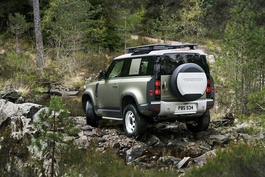 Land Rover Defender 90 Diesel 2.0 SE Ingenium แลนด์โรเวอร์ ดิเฟนเดอร์ ปี 2020 : ภาพที่ 3