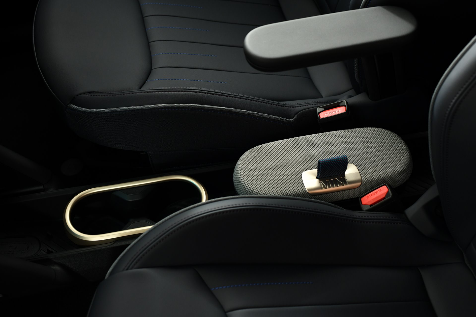 Mini Cooper SE มินิ ปี 2024 : ภาพที่ 11