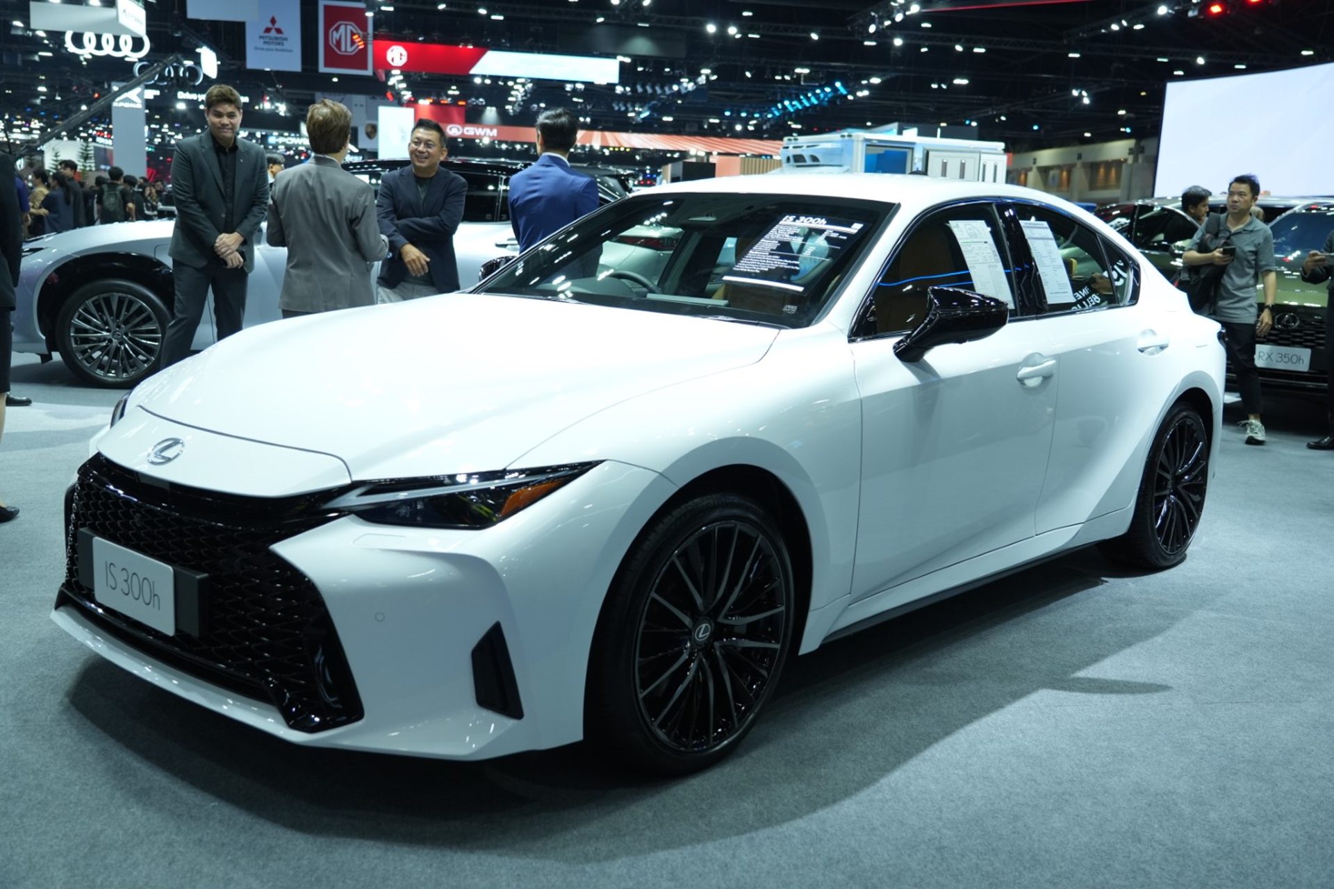 Lexus IS 300h Luxury เลกซัส ไอเอส ปี 2026 : ภาพที่ 2