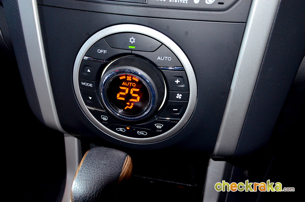 Isuzu MU-X 2.5 VGS Z-Prestige 4X2 อีซูซุ ปี 2013 : ภาพที่ 15