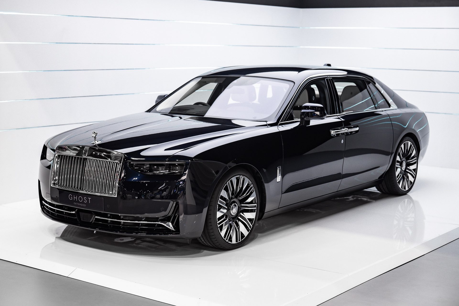 Rolls-Royce Ghost Series II Standard Wheel Base โรลส์-รอยซ์ โกสต์ ปี 2025 : ภาพที่ 1