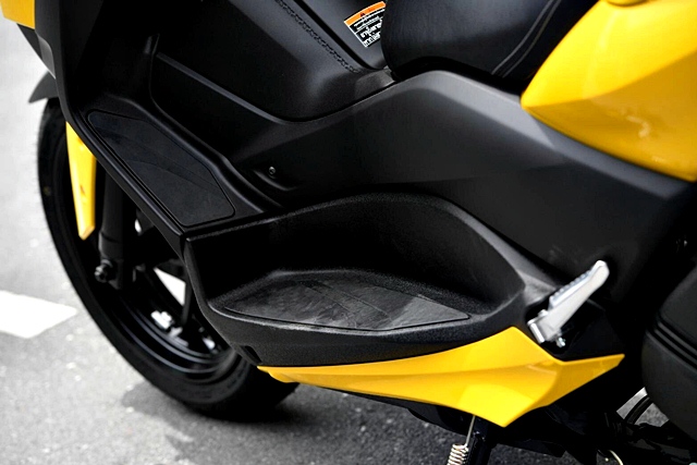 Yamaha XMAX 300 ยามาฮ่า ปี 2017 : ภาพที่ 6