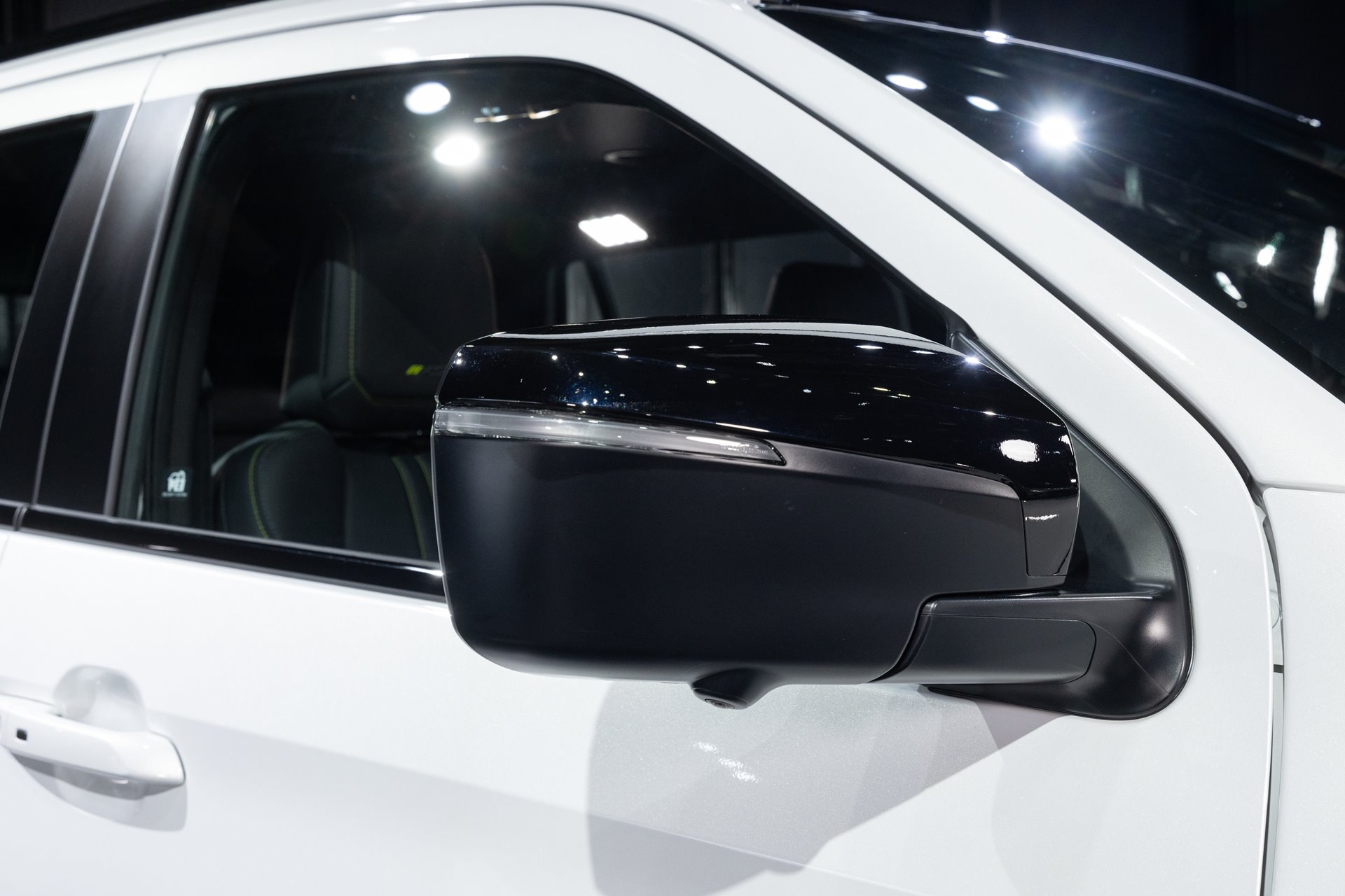 Isuzu MU-X 4x4 3.0 RS A/T อีซูซุ ปี 2024 : ภาพที่ 7