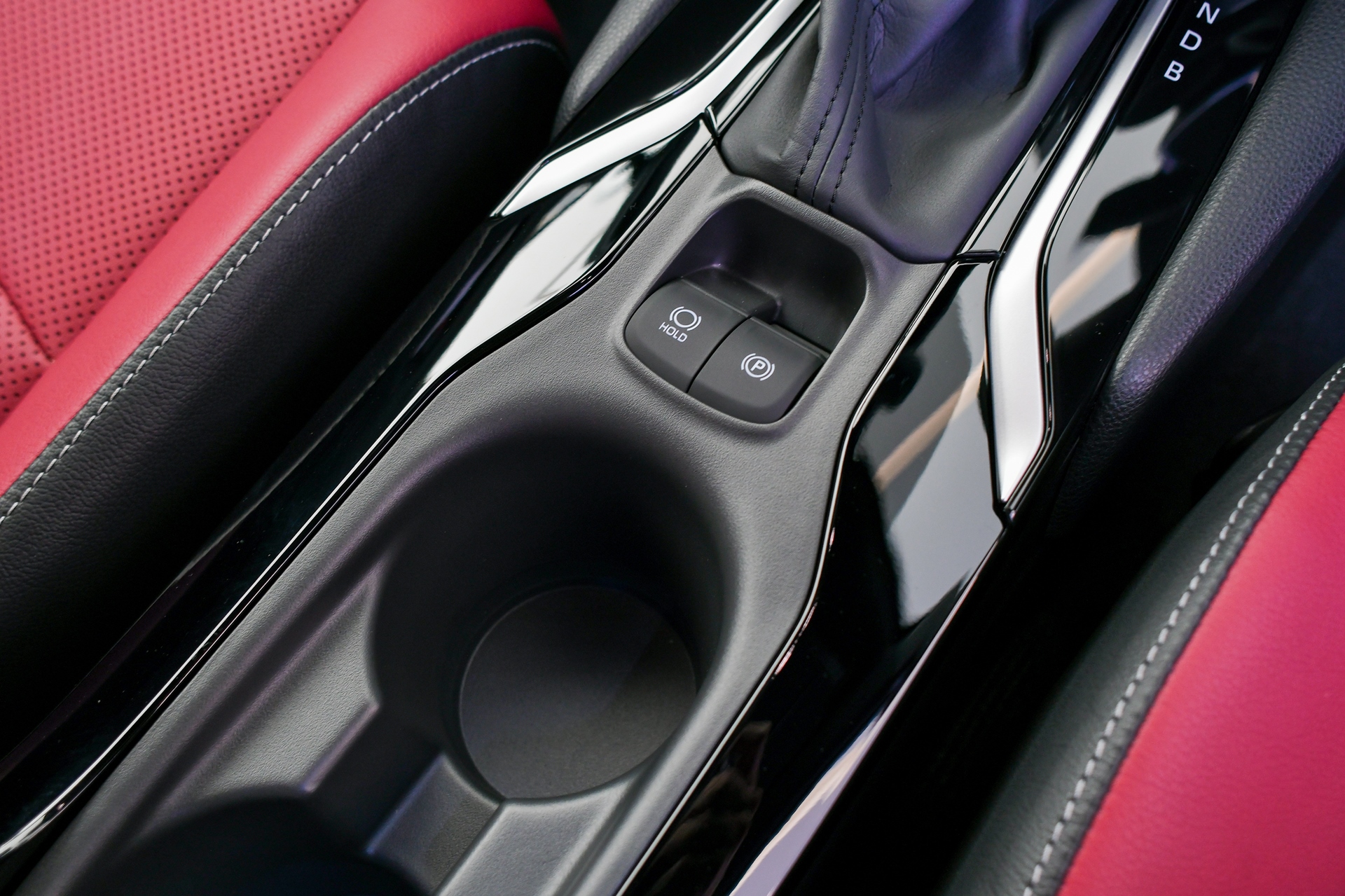 Toyota Corolla Cross HEV Premium โตโยต้า ปี 2026 : ภาพที่ 15