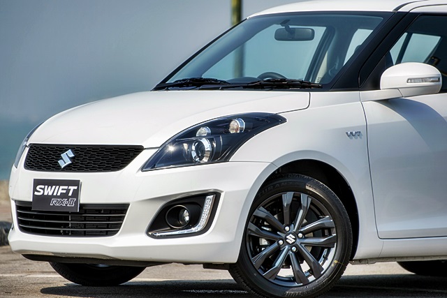 Suzuki Swift GLX RX-II CVT ซูซูกิ สวิฟท์ ปี 2017 : ภาพที่ 4