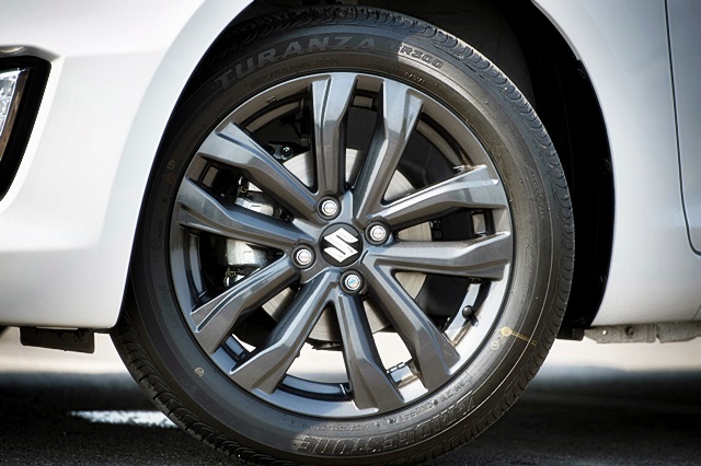 Suzuki Swift GLX RX-II CVT ซูซูกิ สวิฟท์ ปี 2017 : ภาพที่ 6