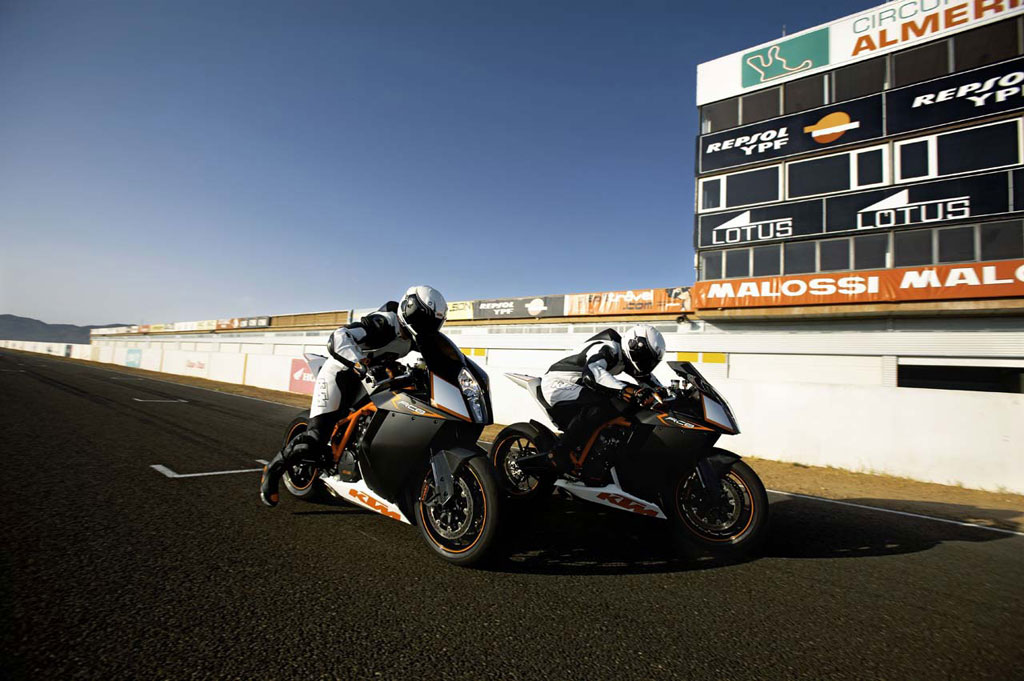 KTM 1190 RC8 R เคทีเอ็ม ปี 2015 : ภาพที่ 1