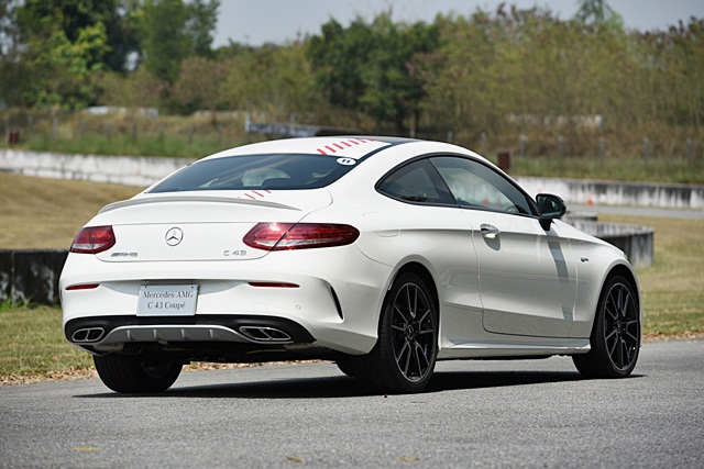 Mercedes-benz AMG C 43 4MATIC Coupe CKD เมอร์เซเดส-เบนซ์ เอเอ็มจี ปี 2018 : ภาพที่ 5
