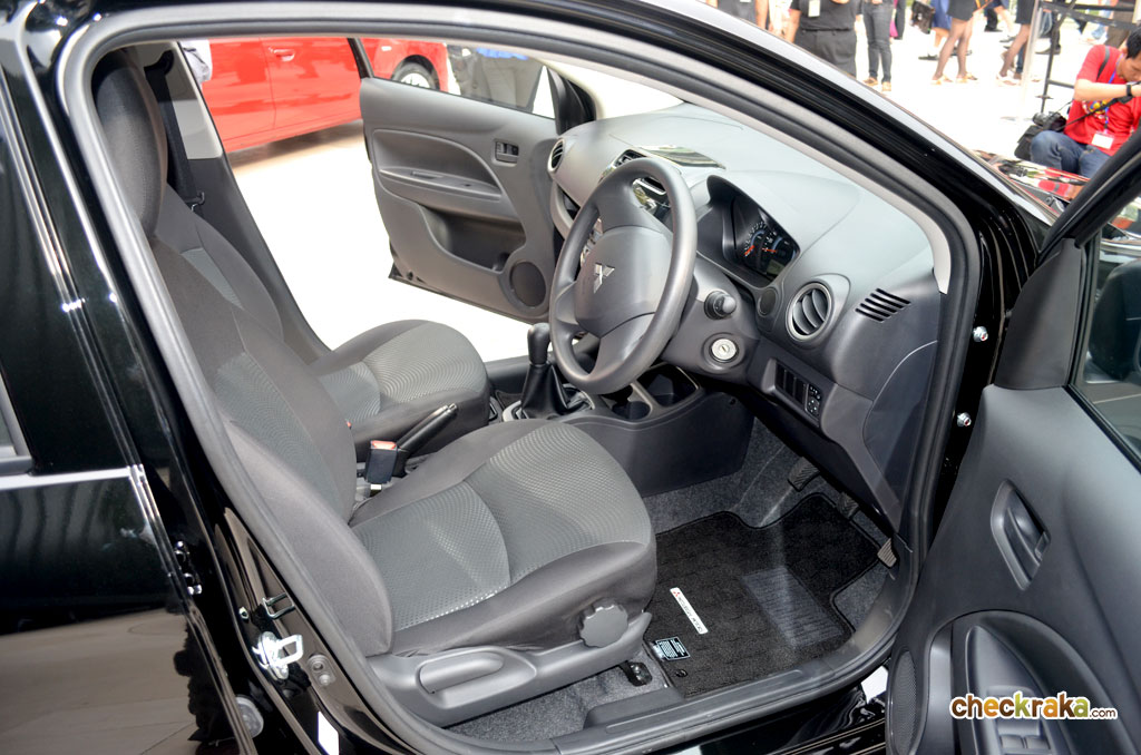 Mitsubishi Attrage GLX MT มิตซูบิชิ แอททราจ ปี 2013 : ภาพที่ 15