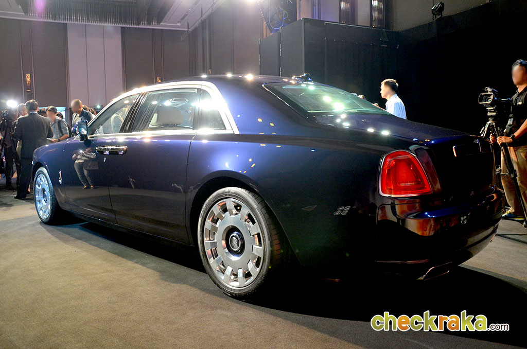 Rolls-Royce Ghost Series II Extended Wheel base โรลส์-รอยซ์ โกสต์ ปี 2014 : ภาพที่ 9