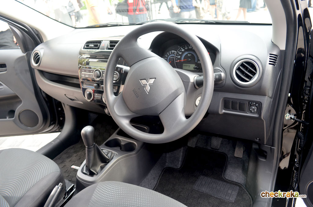 Mitsubishi Attrage GLX MT มิตซูบิชิ แอททราจ ปี 2013 : ภาพที่ 13