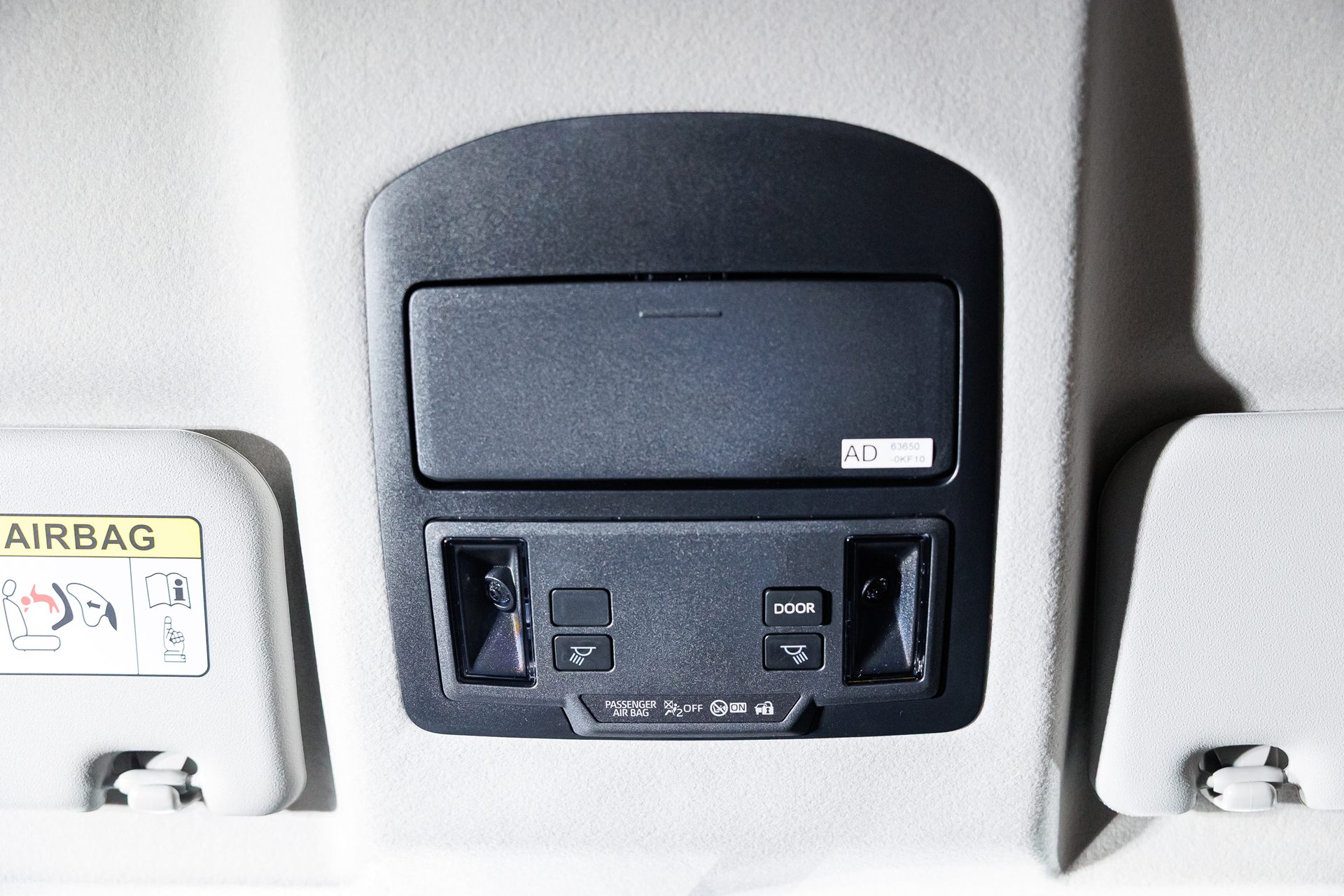 Toyota Hilux Travo Double Cab Prerunner 2.8 Smart AT โตโยต้า ไฮลักซ์ ทราโว ปี 2025 : ภาพที่ 11