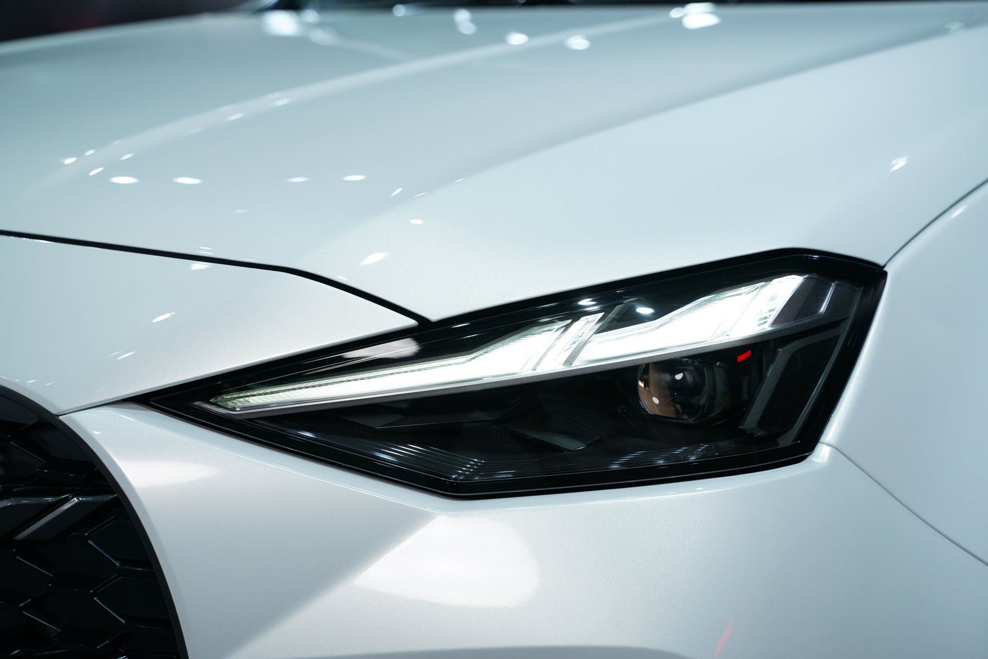 Isuzu MU-X 4x2 2.2 Elegant A/T อีซูซุ ปี 2024 : ภาพที่ 3