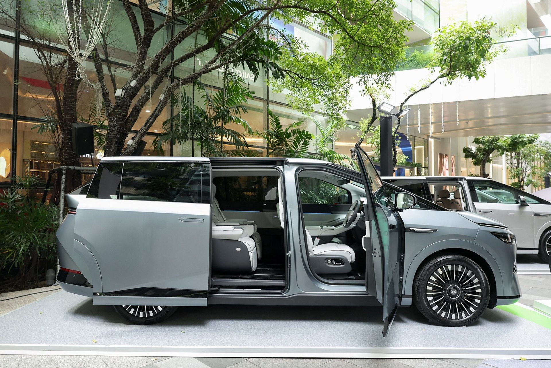 Xpeng X9 Luxury Special Color Edition เอ็กซ์เผิง ปี 2025 : ภาพที่ 4