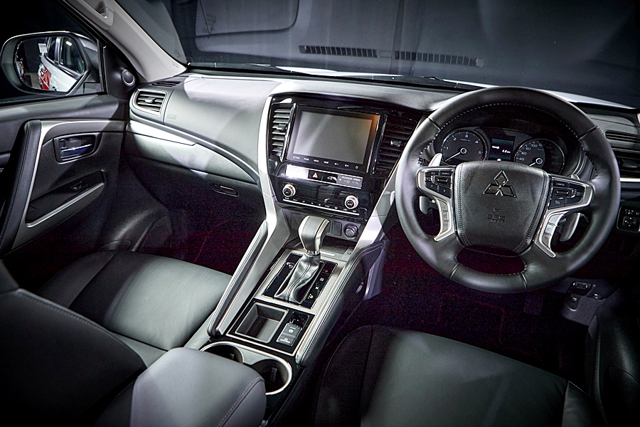 Mitsubishi Pajero Sport RALLIART มิตซูบิชิ ปาเจโร่ สปอร์ต ปี 2022 : ภาพที่ 11