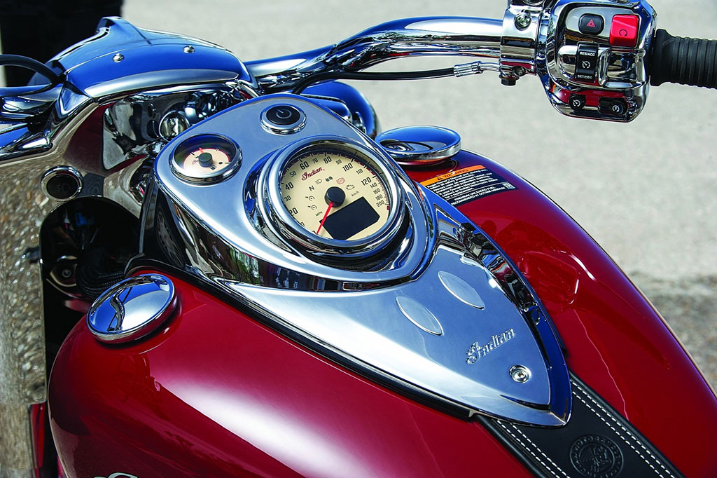Indian Motorcycle Chief Classic Standard อินเดียน มอเตอร์ไซเคิล โรดมาสเตอร์ ปี 2014 : ภาพที่ 5