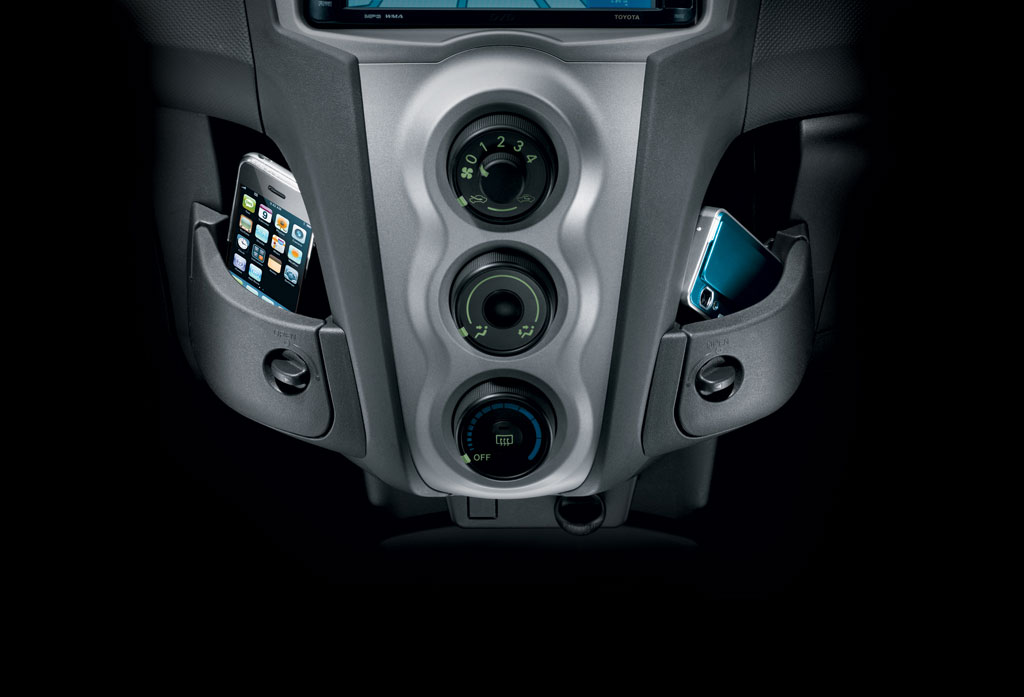 Toyota Yaris RS โตโยต้า ยาริส ปี 2012 : ภาพที่ 16