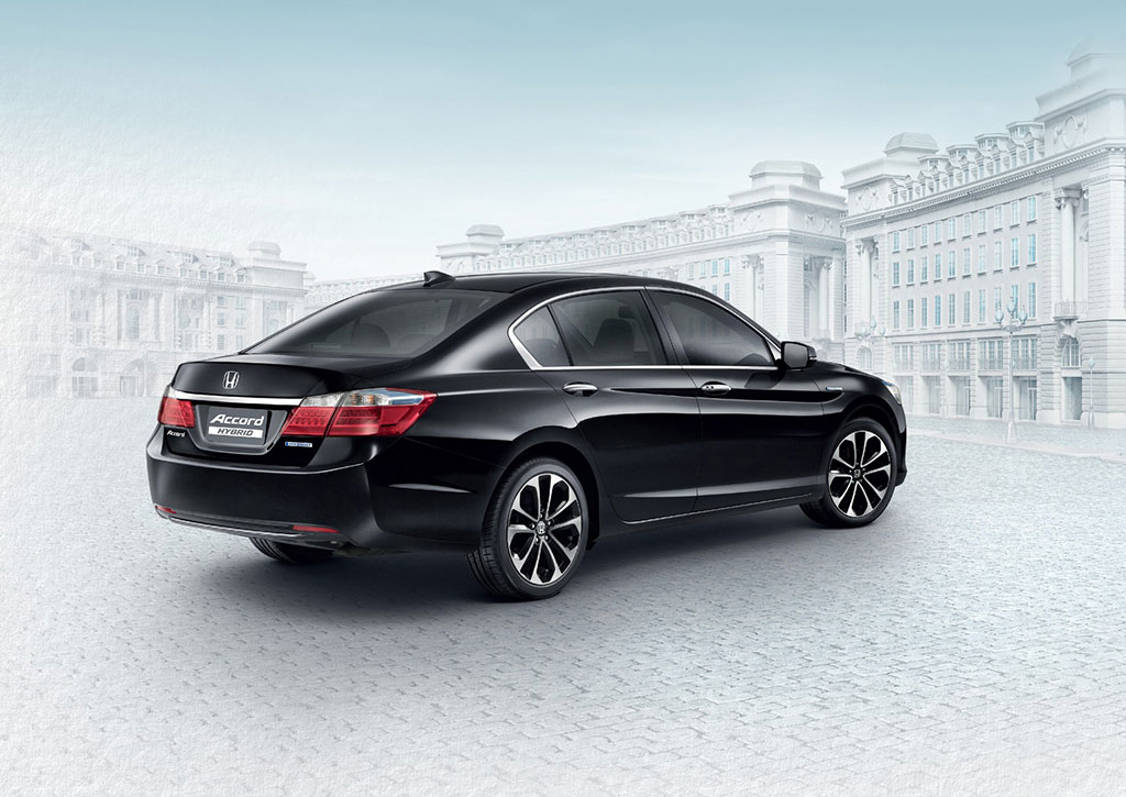 Honda Accord Hybrid 2.0 ฮอนด้า แอคคอร์ด ไฮบริด ปี 2014 : ภาพที่ 2