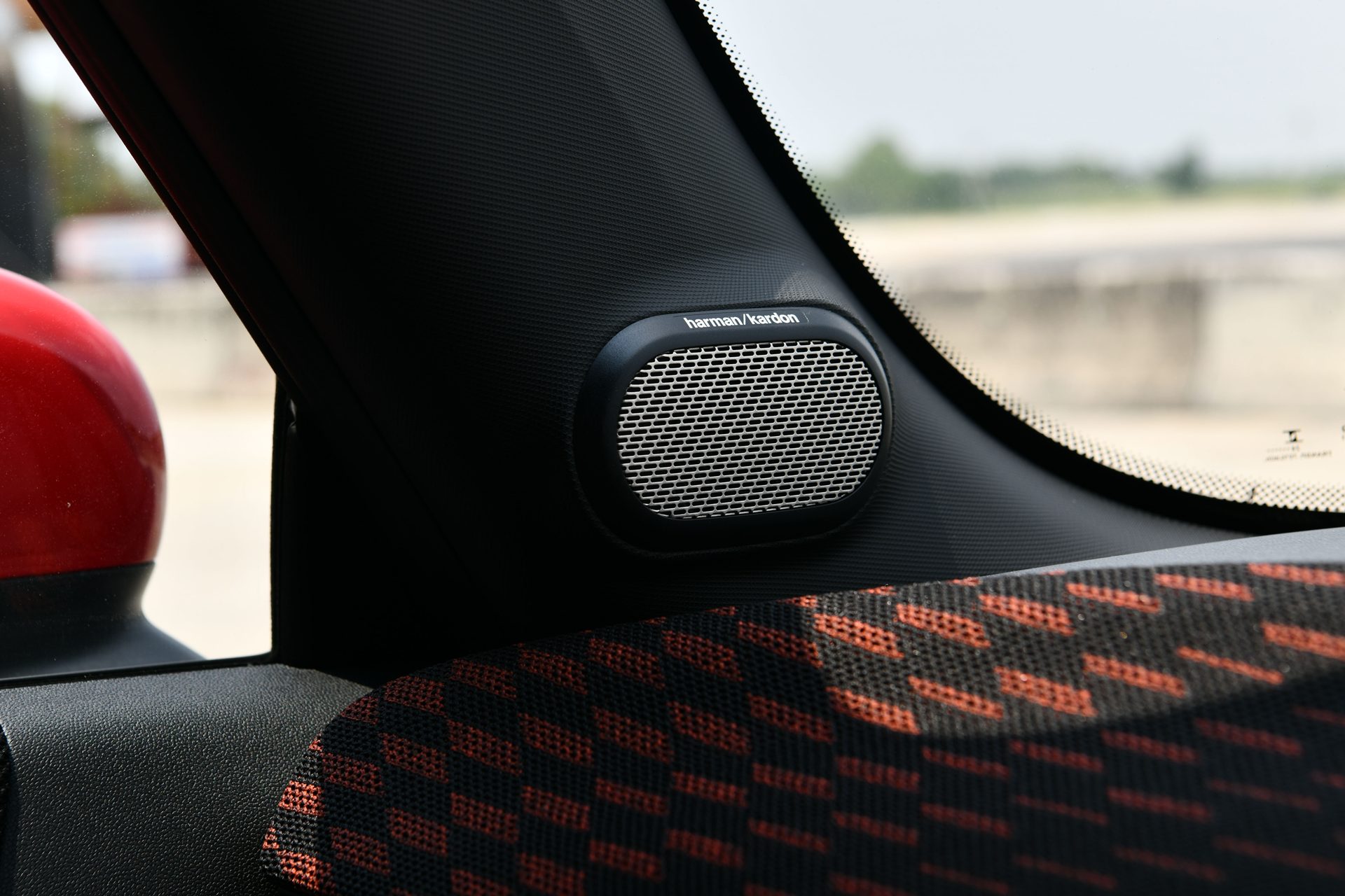 Mini John Cooper Works 3-Door Hatch มินิ จอห์น คูเปอร์ เวิร์กส์ ปี 2025 : ภาพที่ 8