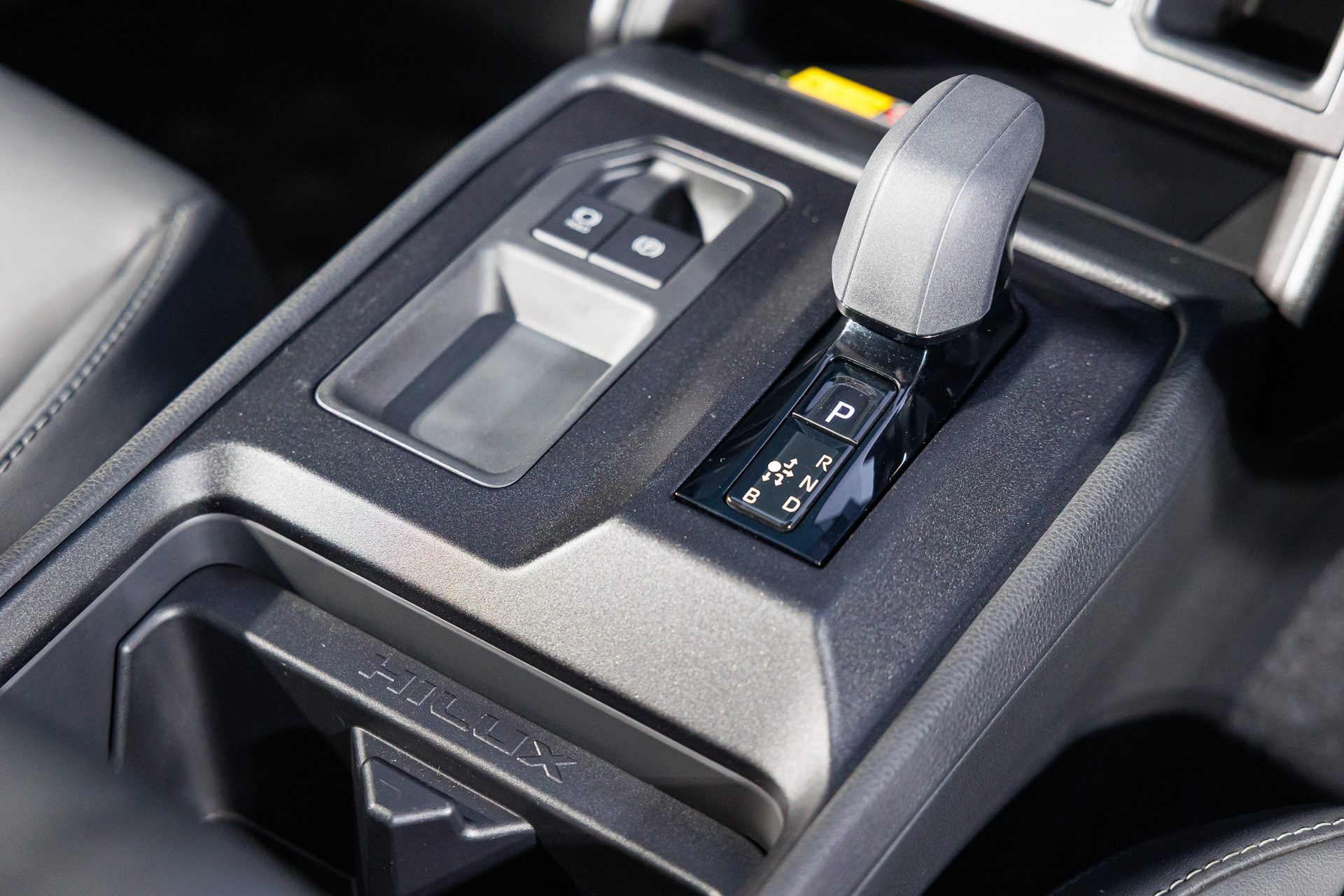 Toyota Hilux Travo -e Double Cab 4TREX โตโยต้า ไฮลักซ์ ทราโว ปี 2025 : ภาพที่ 11