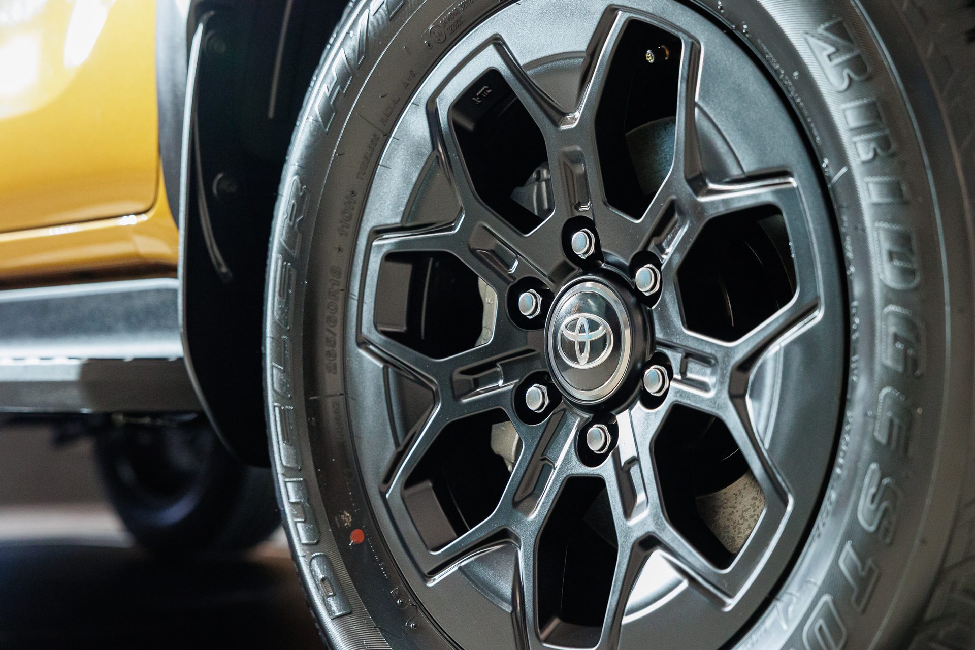 Toyota Hilux Travo Double Cab 4TREX 2.8 Overland AT โตโยต้า ไฮลักซ์ ทราโว ปี 2025 : ภาพที่ 16