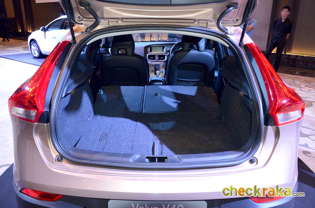 Volvo V40 T5 Cross Country วอลโว่ วี40 ปี 2013 : ภาพที่ 17