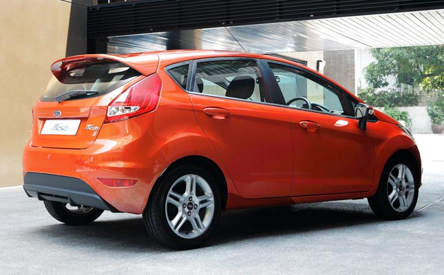 Ford Fiesta 5Dr 1.6 Sport PowerShift ฟอร์ด เฟียสต้า ปี 2010 : ภาพที่ 3