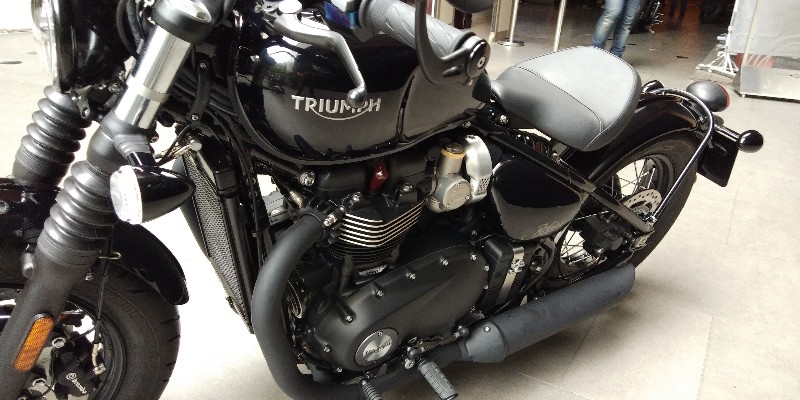 Triumph Bonneville Bobber Black ไทรอัมพ์ บอนเนวิลล์ ปี 2018 : ภาพที่ 12