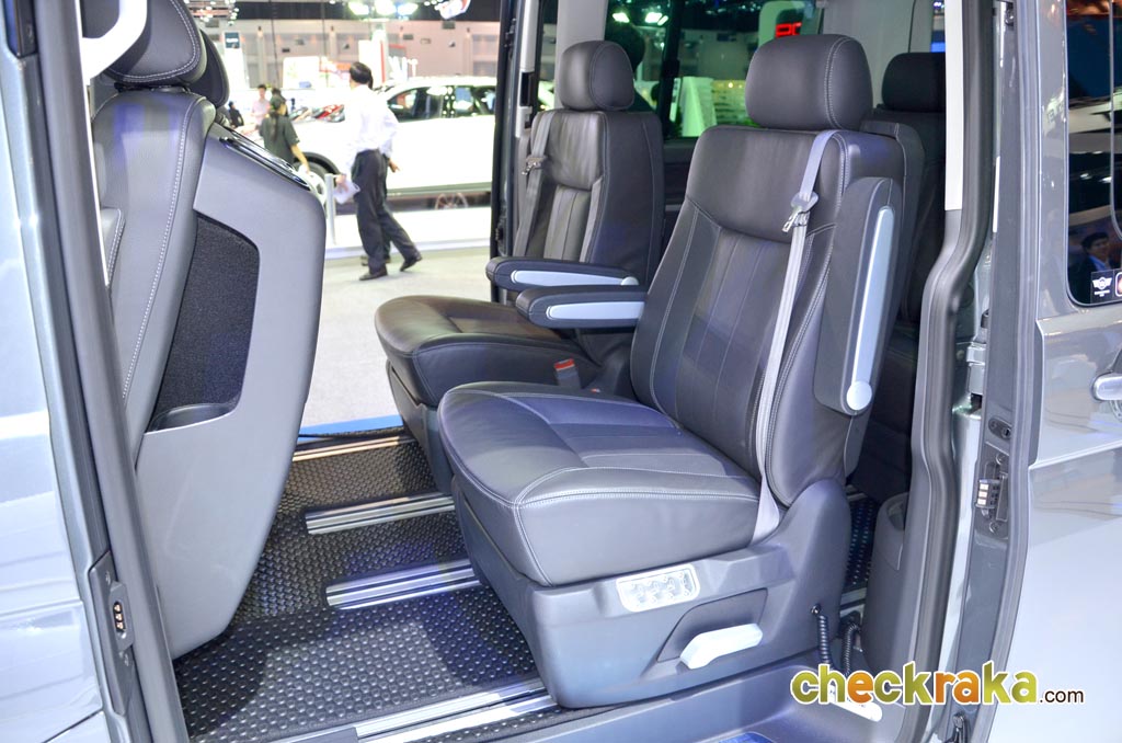 Volkswagen The New Multivan 2.0 BiTDi โฟล์คสวาเกน มัลติแวน ปี 2013 : ภาพที่ 9