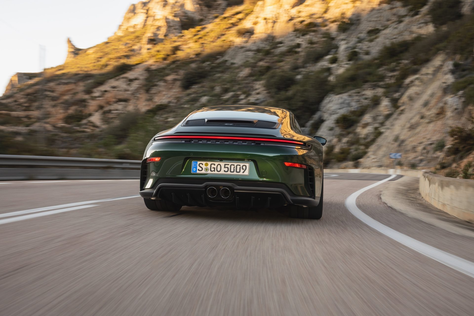 Porsche 911 GT3 with Touring Package ปอร์เช่ ปี 2025 : ภาพที่ 6