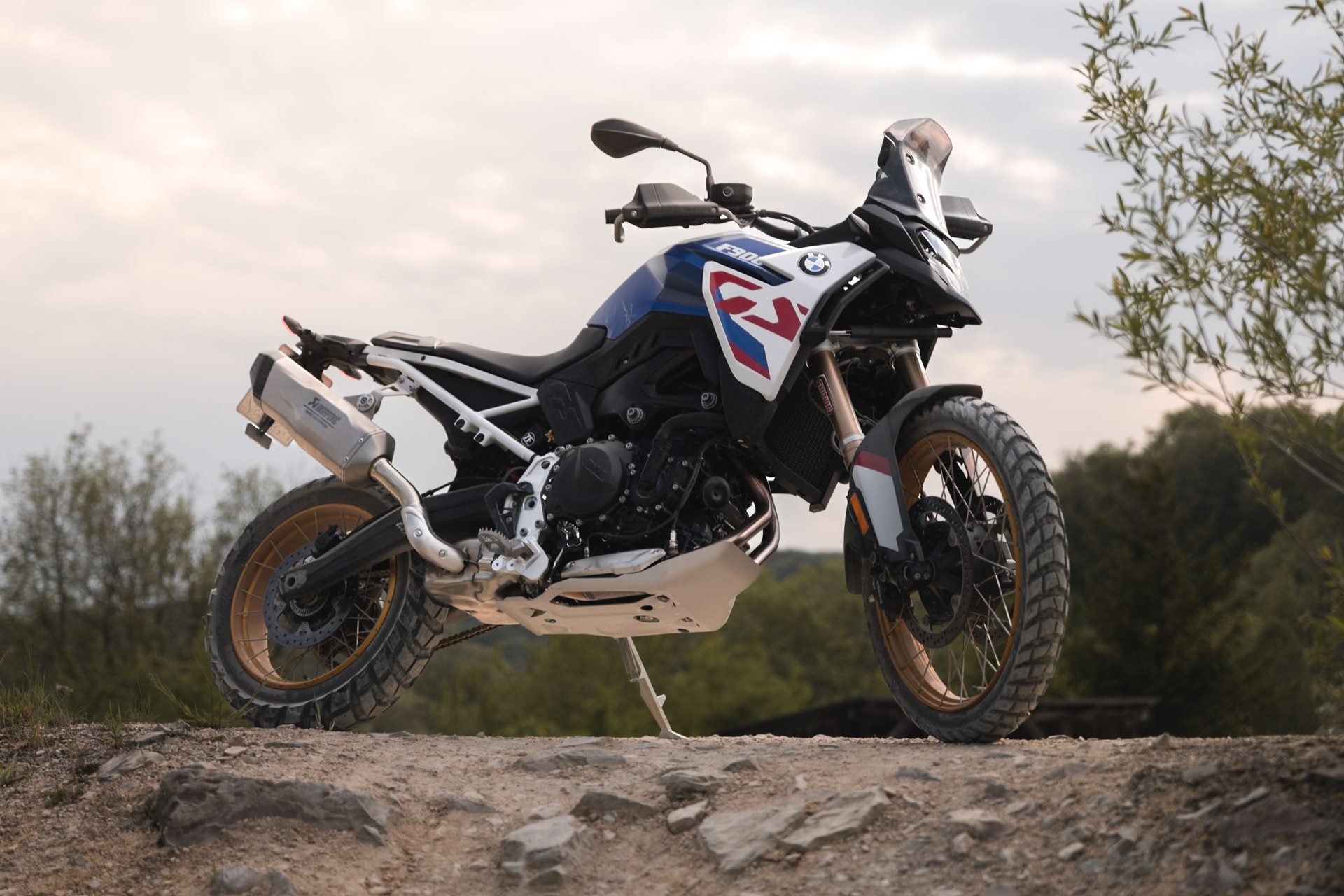 BMW F 900 GS Trophy บีเอ็มดับเบิลยู ปี 2024 : ภาพที่ 2