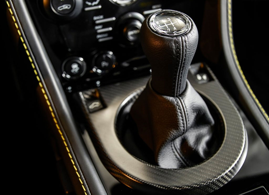 Aston Martin Vantage N430 แอสตัน มาร์ติน ปี 2015 : ภาพที่ 9