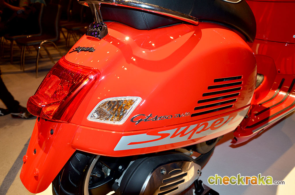 Vespa GTS 150 3Vie เวสป้า ปี 2014 : ภาพที่ 11