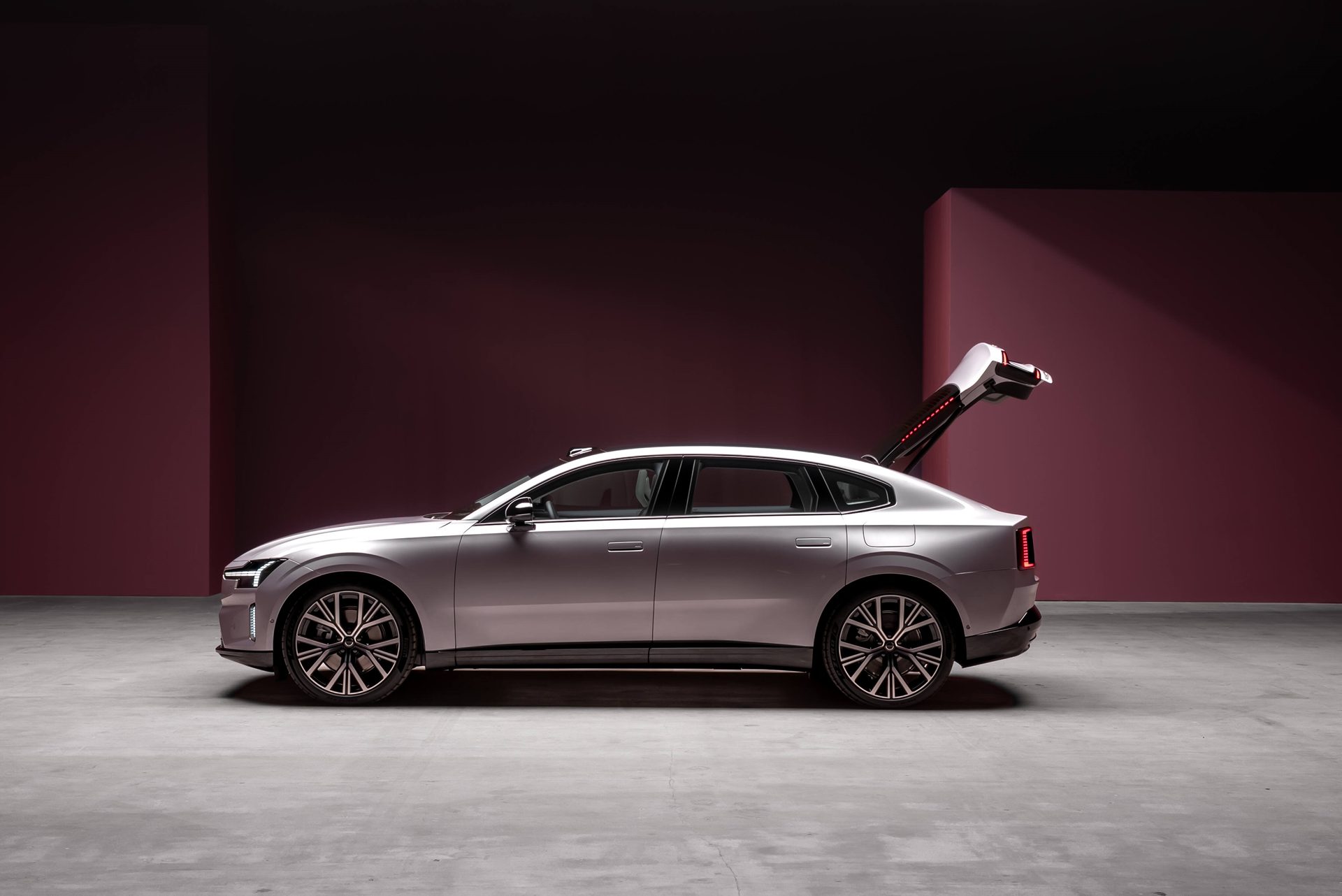 Volvo ES90 Ultra Single Motor Extended Range วอลโว่ ปี 2025 : ภาพที่ 7