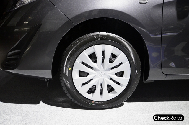 Toyota Yaris ATIV 1.2 J โตโยต้า ยาริส ปี 2017 : ภาพที่ 10