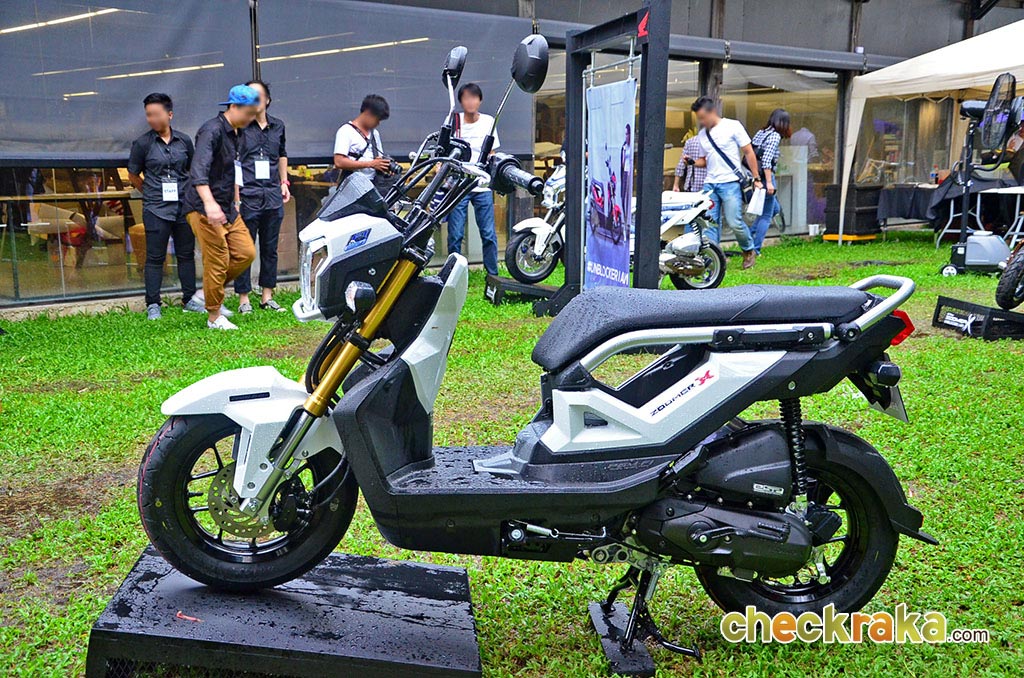Honda Zoomer X ACG110CBTG TH 2015 ฮอนด้า ซูมเมอร์เอ็กซ์ ปี 2015 : ภาพที่ 7