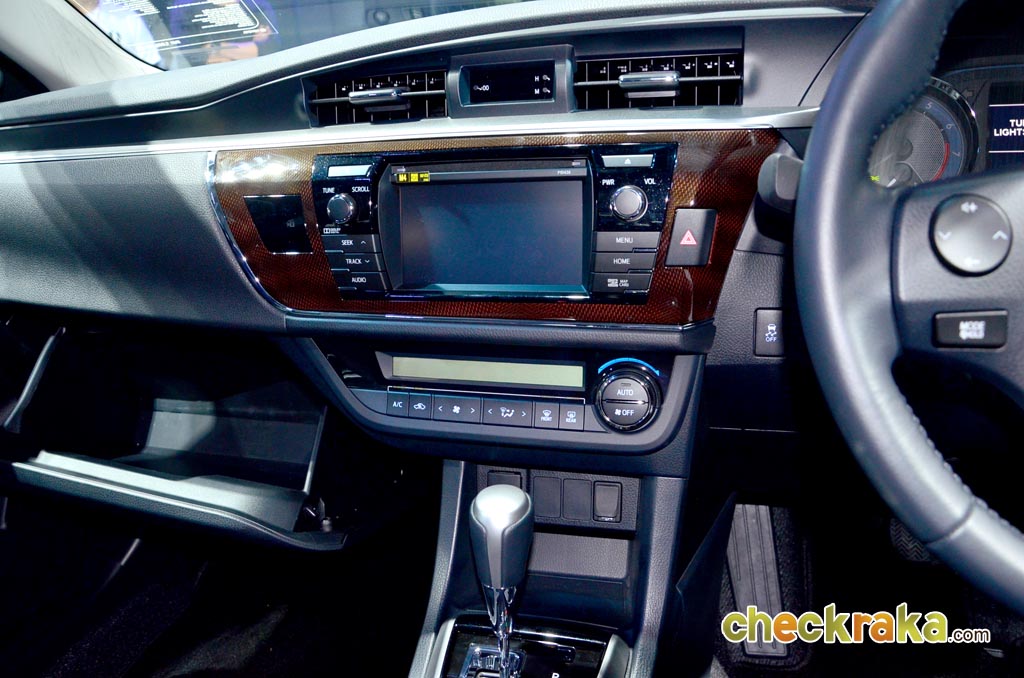 Toyota Altis (Corolla) 1.8 V Navi A/T โตโยต้า อัลติส(โคโรลล่า) ปี 2014 : ภาพที่ 16