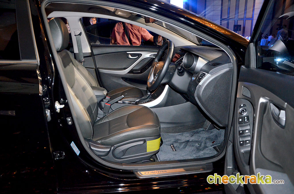 Hyundai Elantra Sport 1.8 GLE ฮุนได อีแลนทรา ปี 2014 : ภาพที่ 13