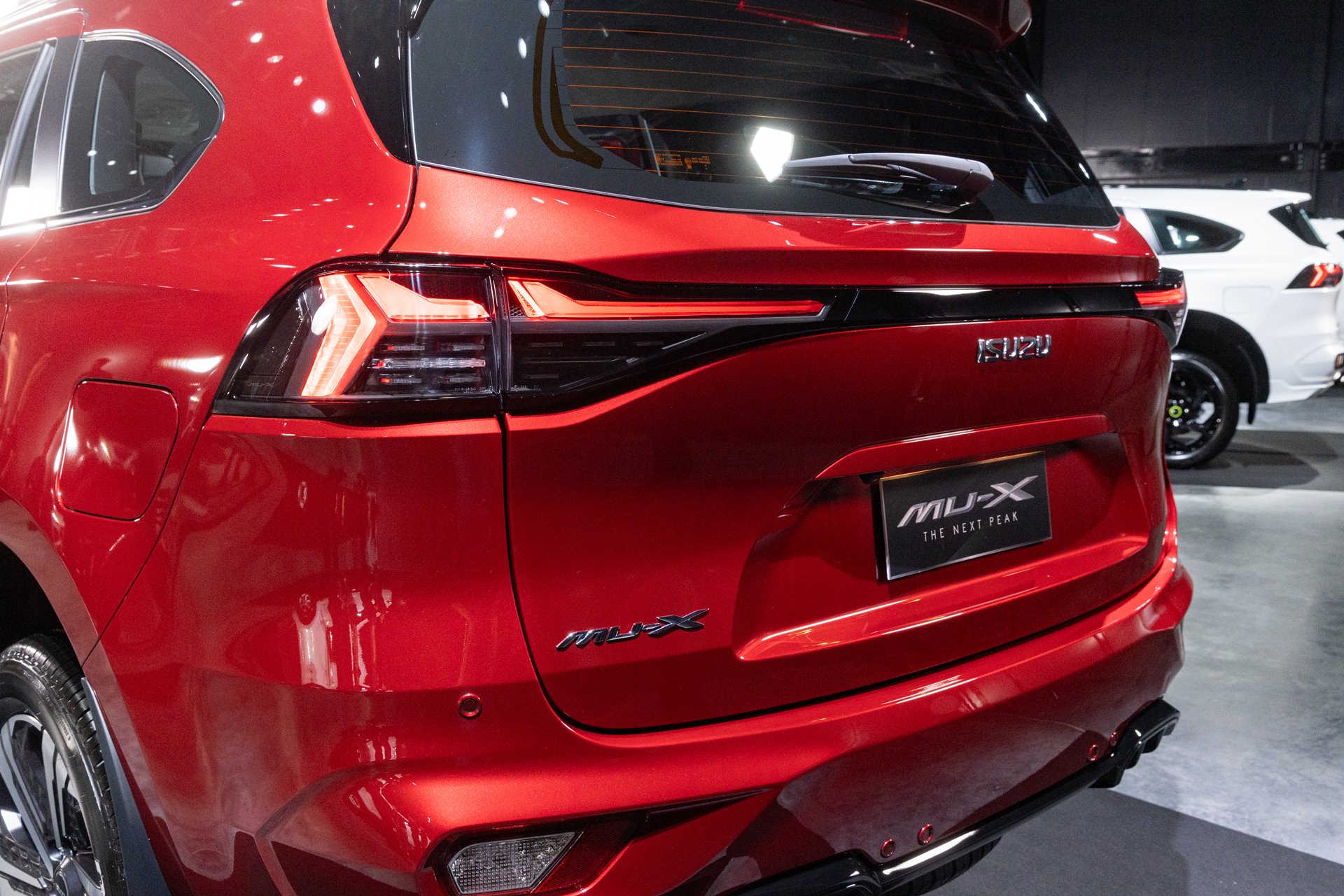 Isuzu MU-X 4x2 2.2 Ultimate A/T อีซูซุ ปี 2024 : ภาพที่ 5