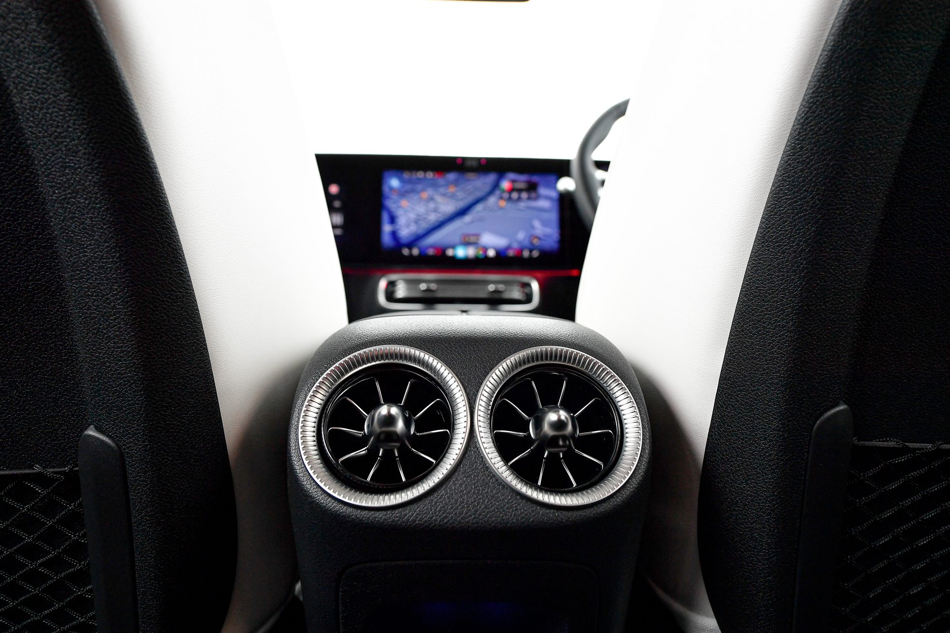 Mercedes-benz CLA-Class CLA 250+ with EQ Technology เมอร์เซเดส-เบนซ์ ปี 2025 : ภาพที่ 16