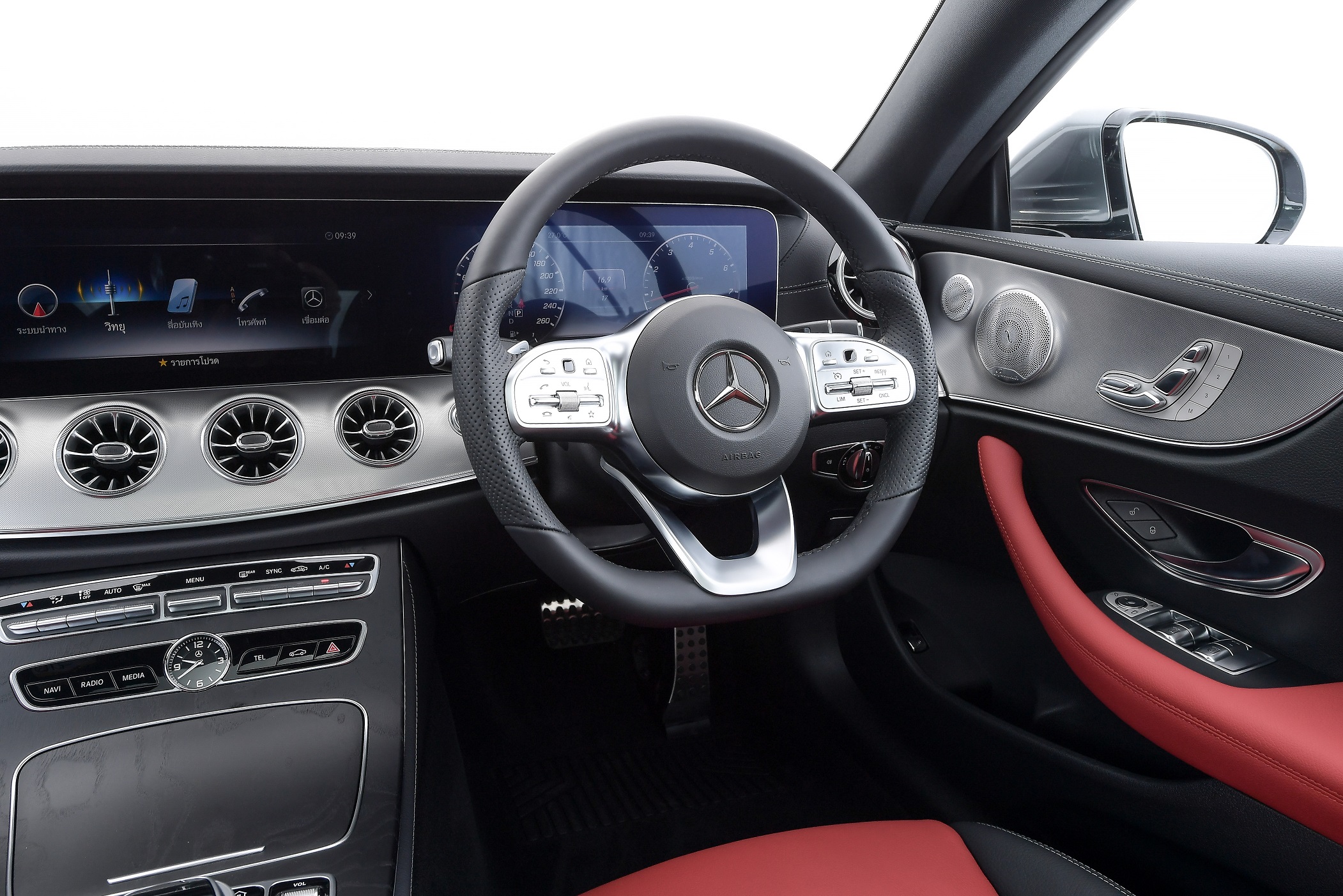 Mercedes-benz E-Class E 200 Coupe AMG Dynamic (MY20) เมอร์เซเดส-เบนซ์ อี-คลาส ปี 2020 : ภาพที่ 19