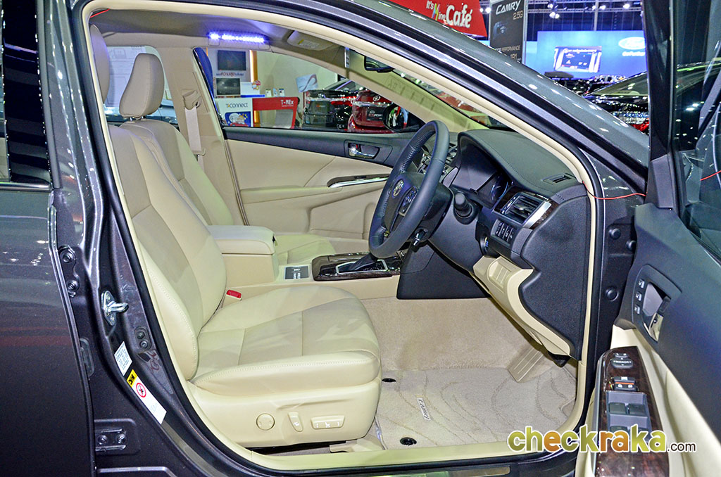 Toyota Camry 2.5 G โตโยต้า คัมรี่ ปี 2016 : ภาพที่ 12