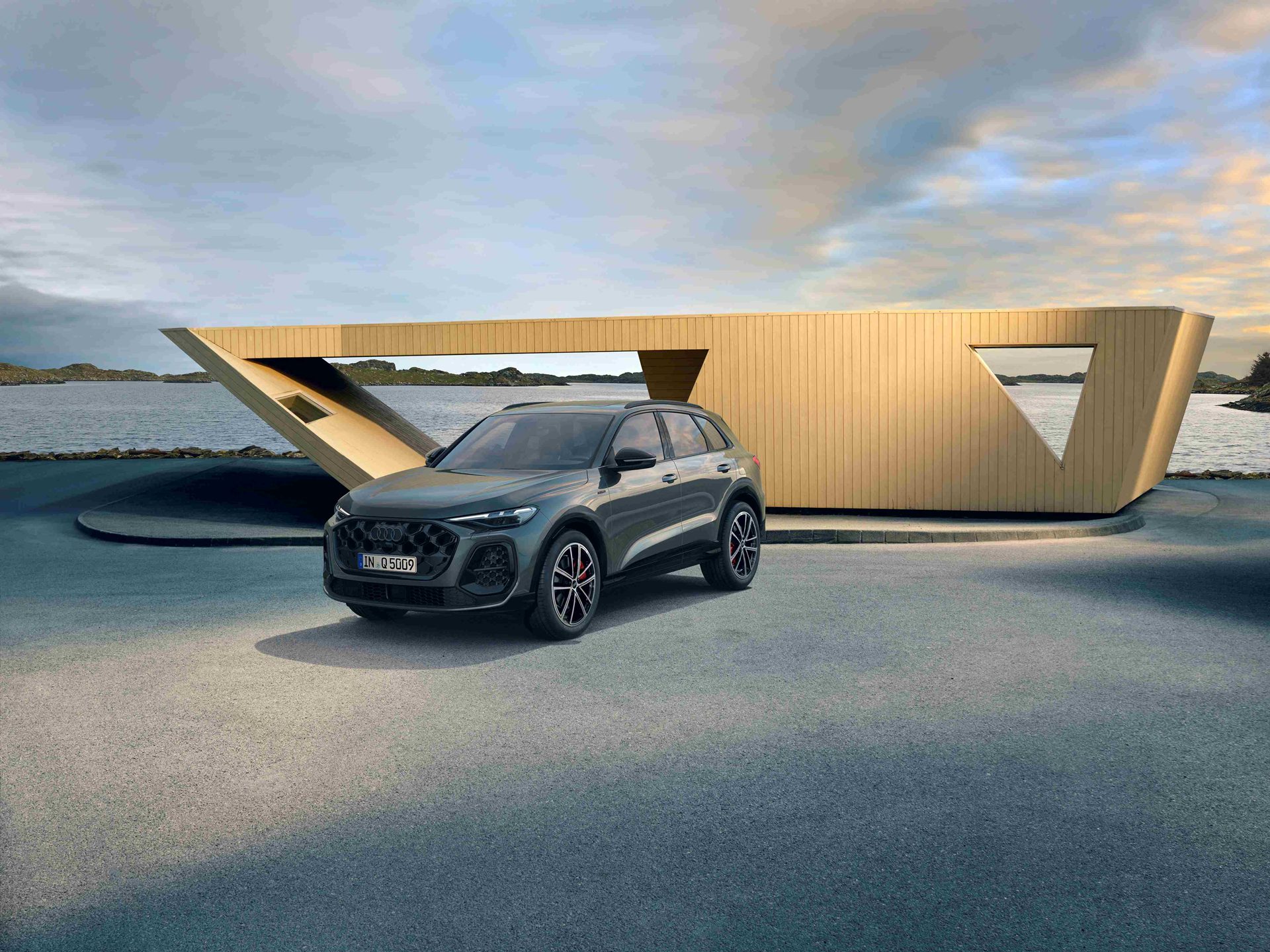 Audi Q5 e-hybrid quattro Tech Pro อาวดี้ คิว5 ปี 2025 : ภาพที่ 1