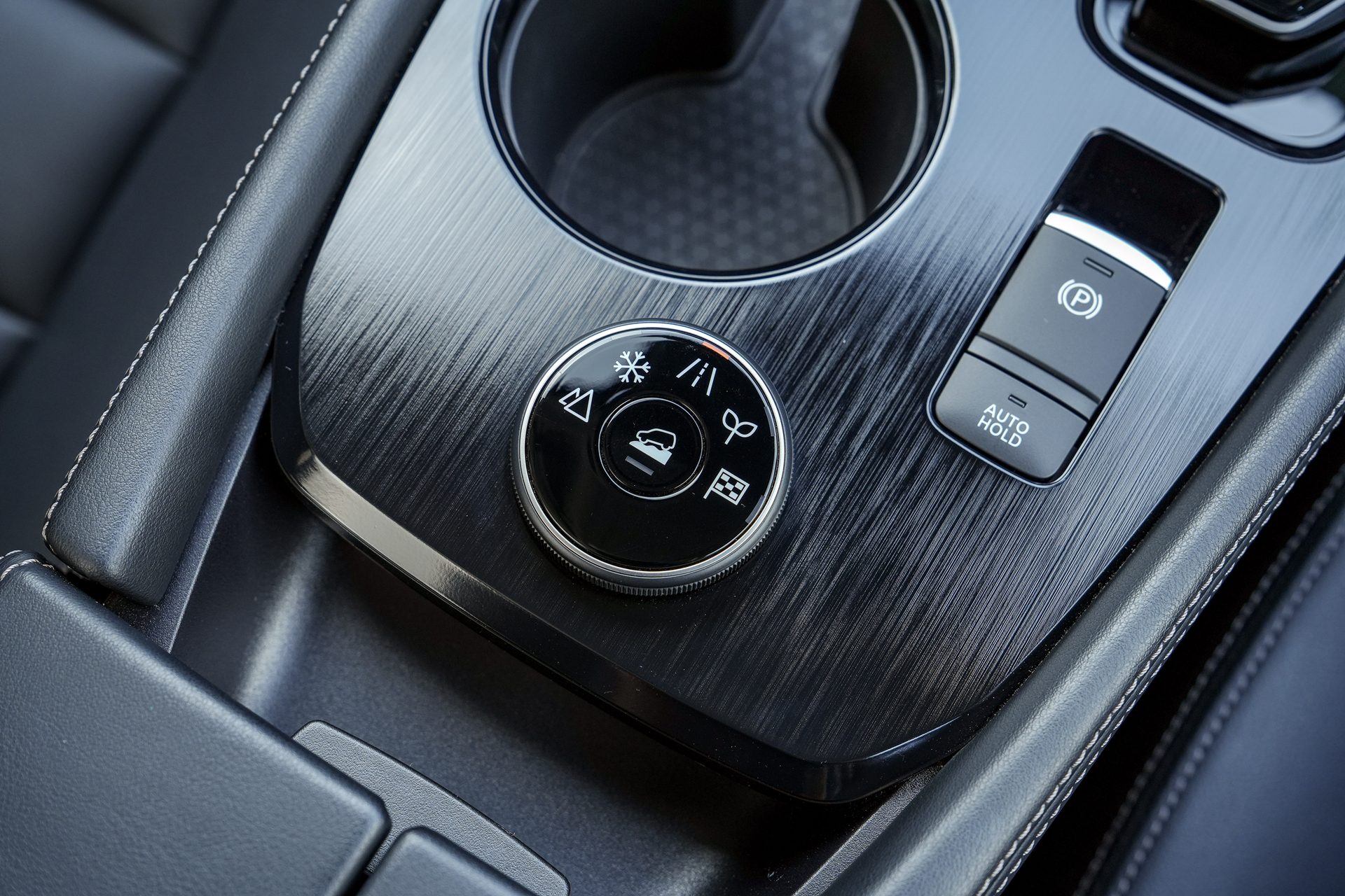 Nissan X-Trail e-POWER e-4ORCE นิสสัน เอ็กซ์-เทรล ปี 2025 : ภาพที่ 14