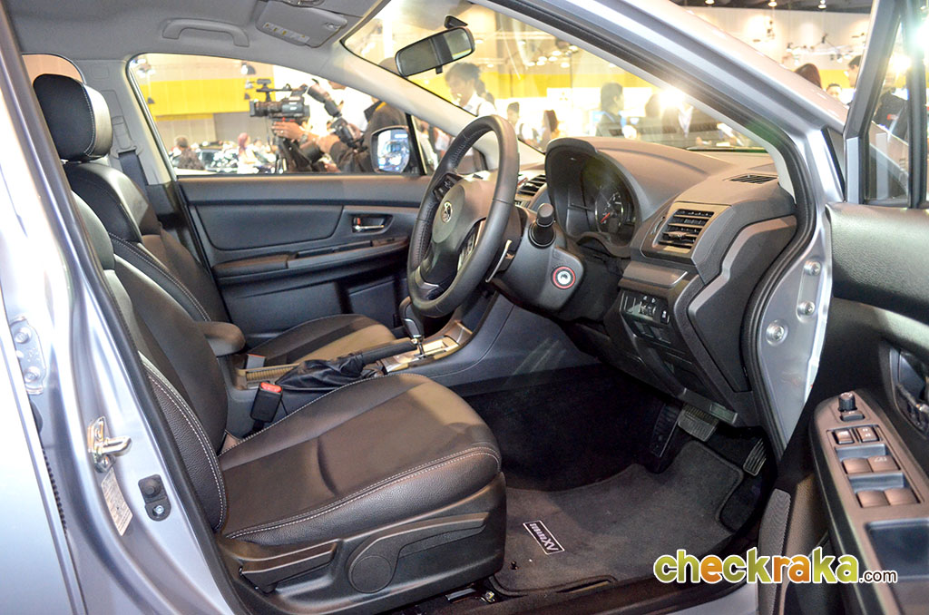 Subaru XV 2.0i Premium ซูบารุ เอ็กซ์วี ปี 2012 : ภาพที่ 13