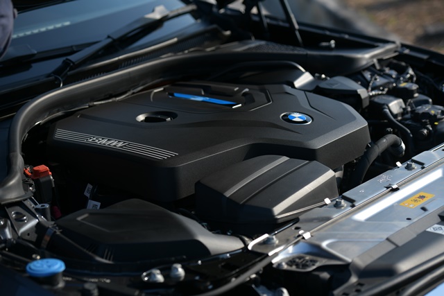 BMW Series 3 M340i xDrive บีเอ็มดับเบิลยู ซีรีส์3 ปี 2020 : ภาพที่ 6