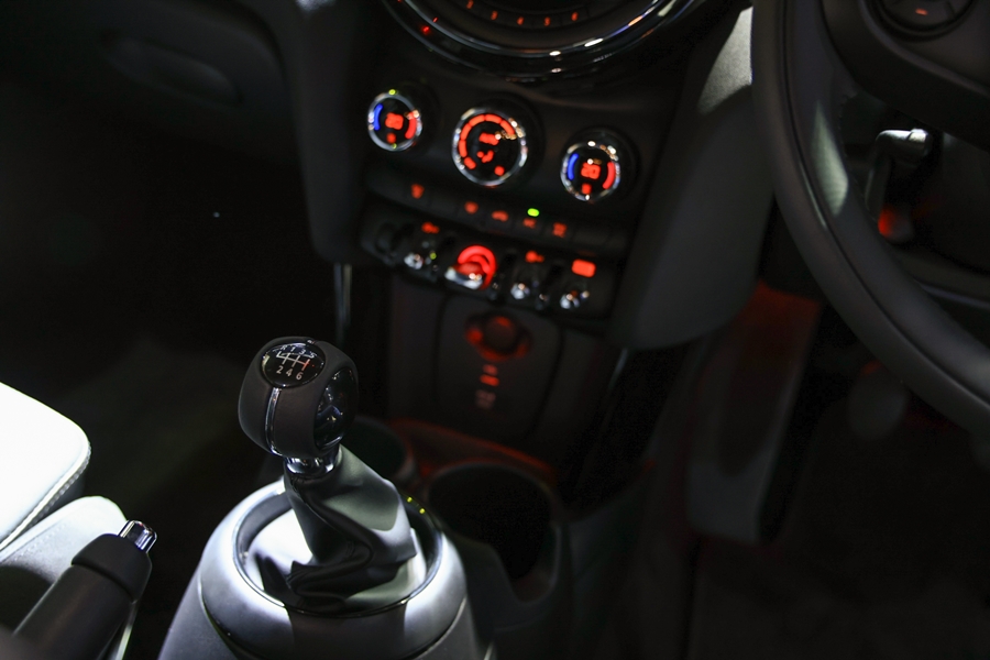 Mini Hatch 3 Door Cooper S Paddy Hopkirk Edition มินิ แฮทช์ 3 ประตู ปี 2021 : ภาพที่ 3